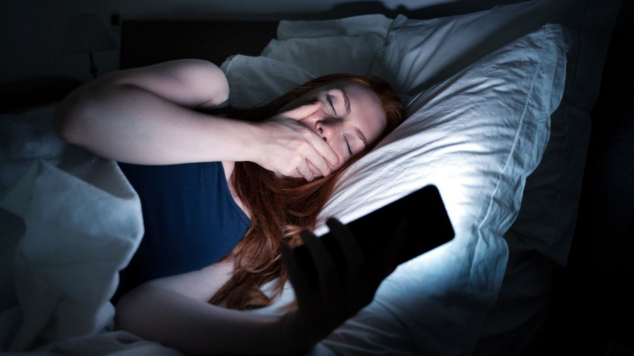 Somnul fragmentat crește riscul de demență şi Alzheimer