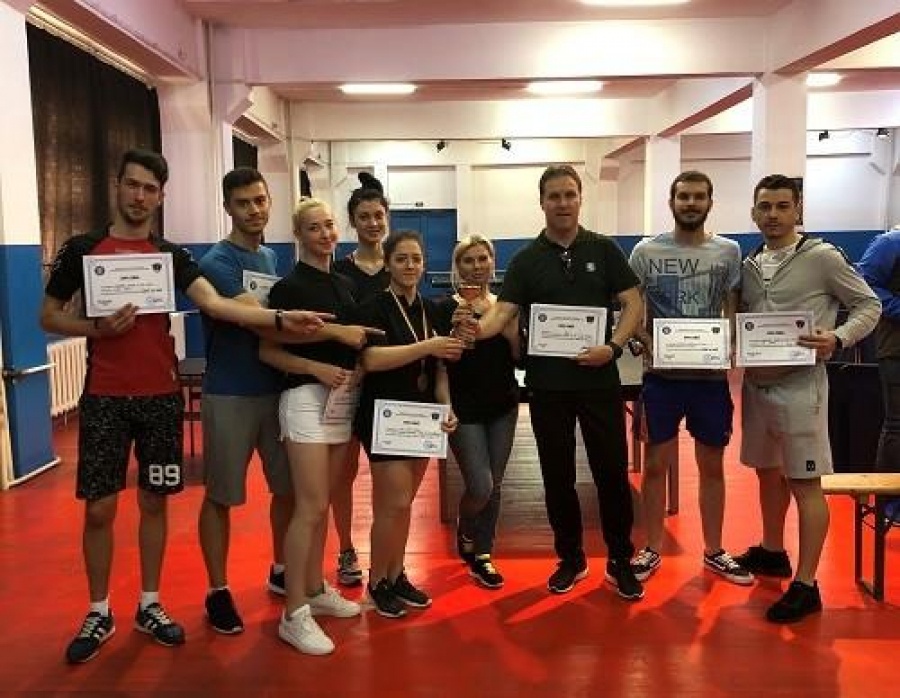 Bronz pentru studenţii gălăţeni la tenis de masă