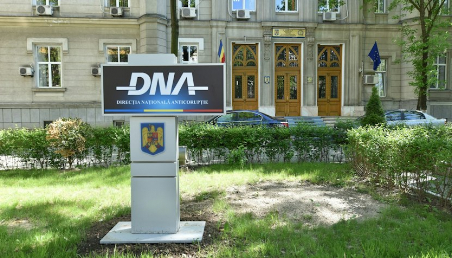 Primarul de Botoșani și șeful CJ Prahova, cercetați de DNA