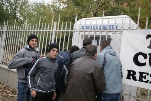 La casa de bilete din Galaţi sunt clienţi aproape continuu