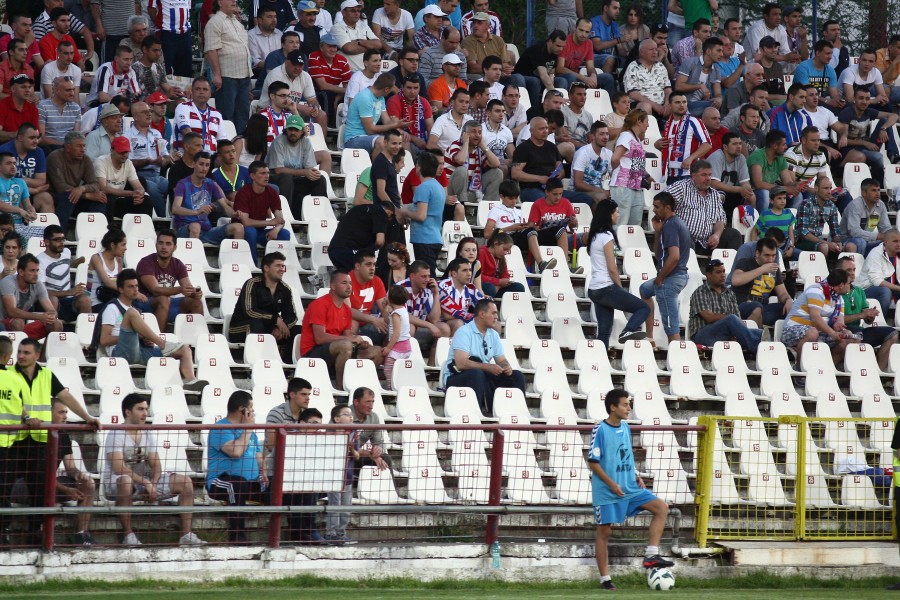 Bilete ieftine la meciul Oţelului cu Pandurii