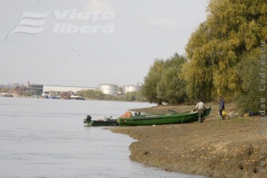 Dosar penal în privatizarea malului Dunării!