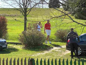 Iohannis a petrecut la ora de vară. L-a dat de golf crosa