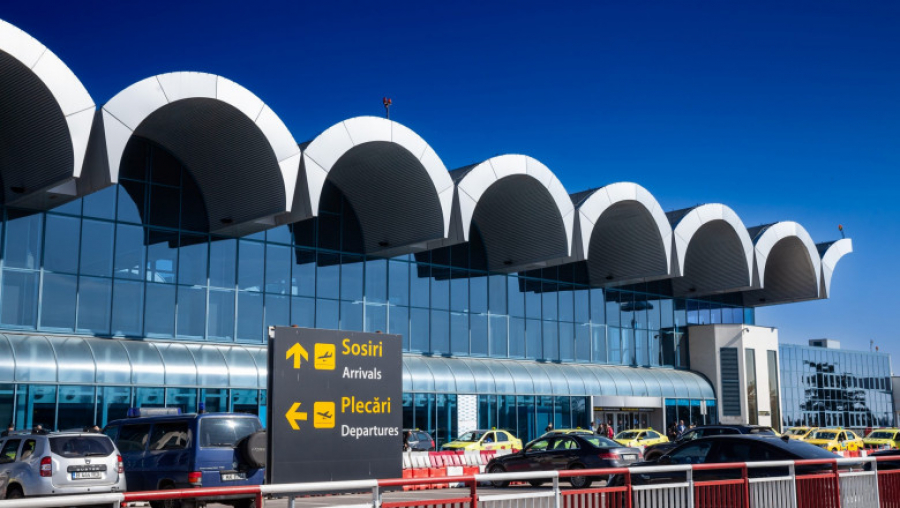 Parcare închisă la Aeroportul Otopeni