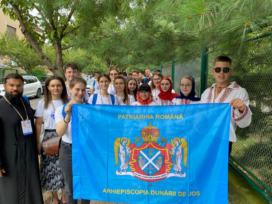 Gălățenii și brăilenii, la Întâlnirea Internațională a Tineretului Ortodox