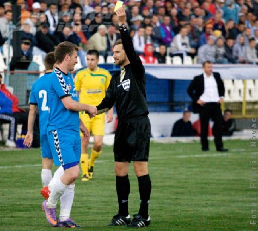 Oţelul va plăti arbitrii ca la nuntă