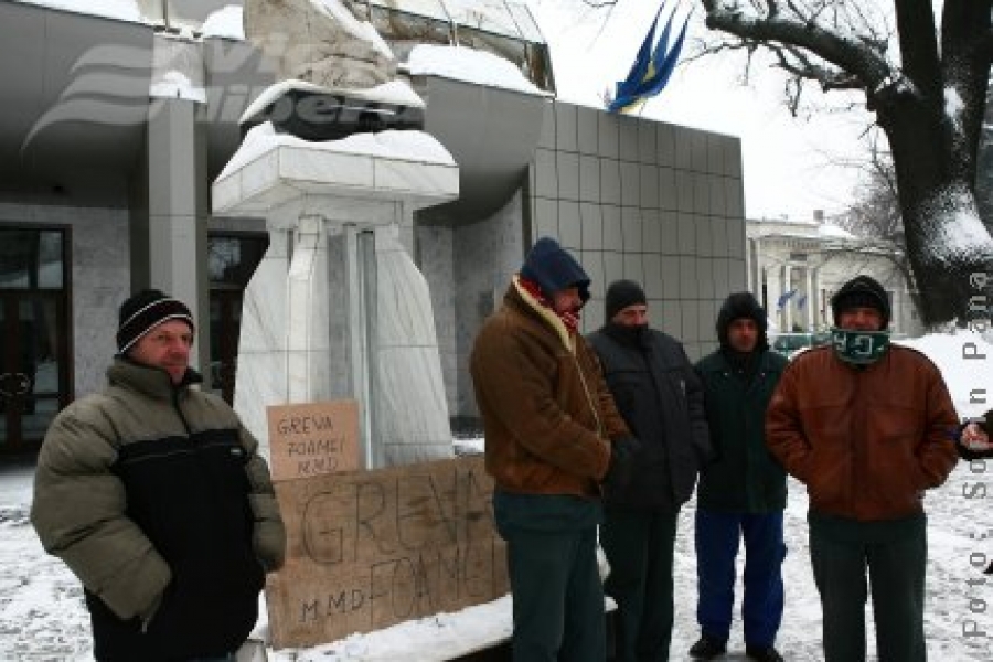 Conflictul de la Muzical se dezgheaţă