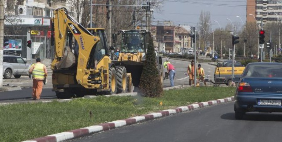 Asfalt garantat cinci ani pe "autostrada" Brăilei