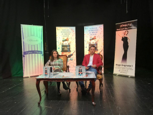 În foto, Carmen Bucur, secretar literar, alături de actorul Eduard Şişu, managerul teatrului, în conferinţa de presă de ieri