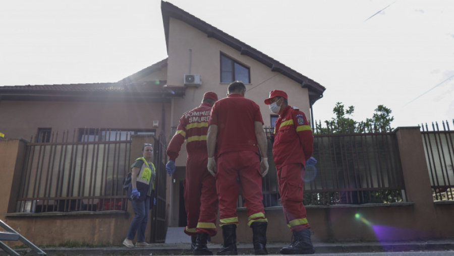 Autoritățile își pasează răspunderea în cazul vârstnicilor maltratați