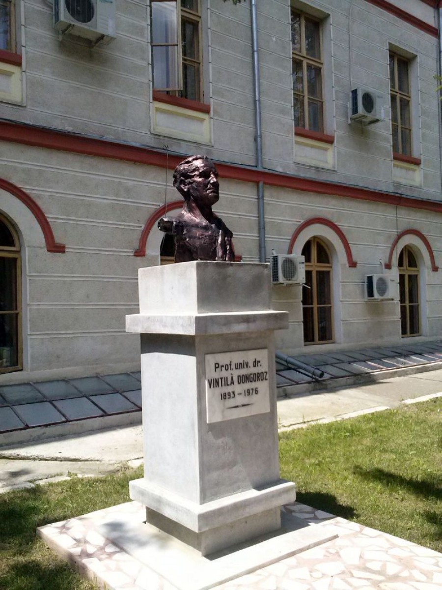 Campanie VL "Monumentele Galaţiului": Statuile "ilegaliste" aşteaptă avizul Primăriei