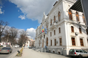 Grevă de avertisment la Prefectura Galaţi