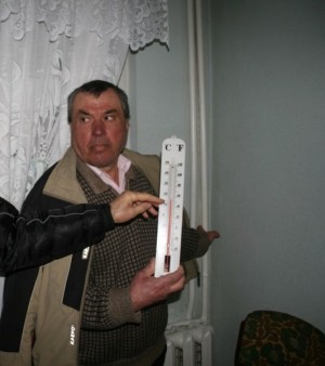 Scandal de la prima factură a iernii/ &quot;Căldura din părţi&quot;, mai scumpă decât cea din calorifere