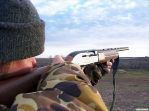 Mai mulţi VÂNĂTORI din Galaţi sunt CERCETAȚI PENAL după controalele din ultimele zile