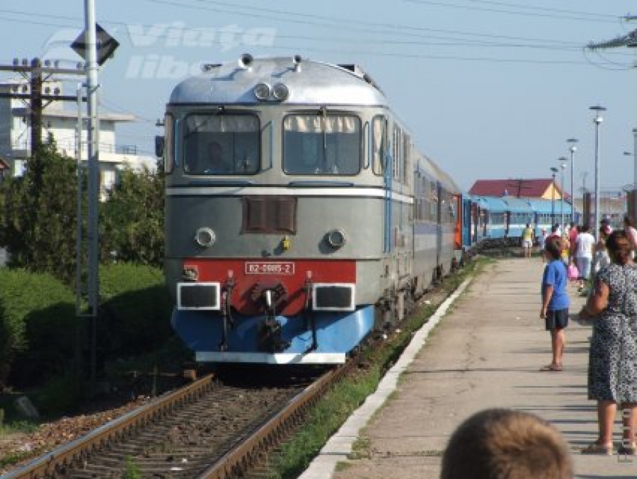 Un milion de români au fost la mare cu trenul