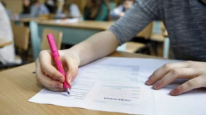 Cei 26 de elevi care vor reprezenta Galaţiul la Olimpiada Naţională de Limba Română