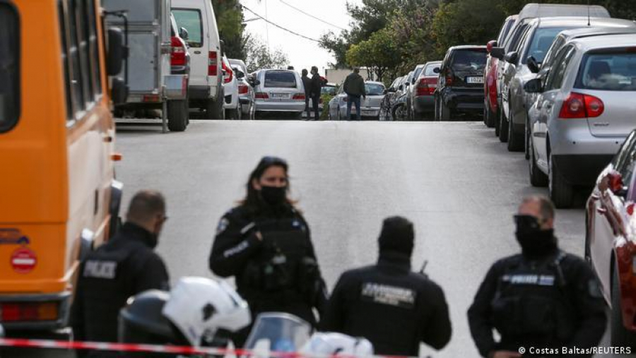 Jurnalist de investigații, împușcat în Grecia