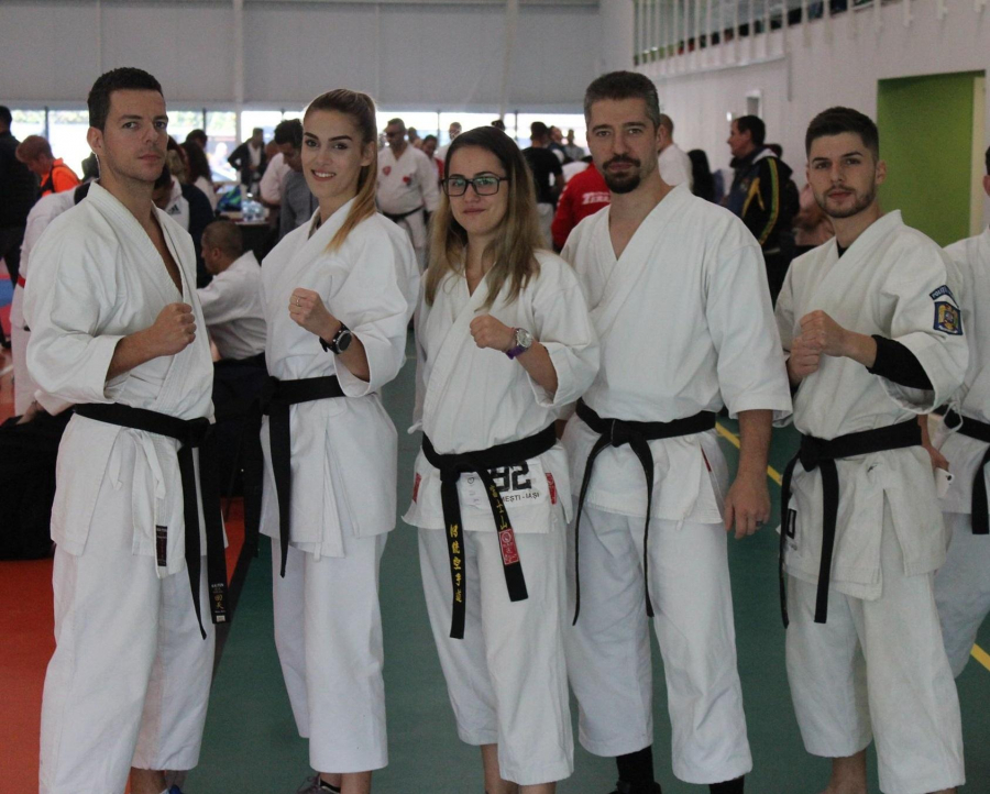 Performanțe gălățene la Campionatul Național de Karate CS Kodo și Karate Club, opt medaliați
