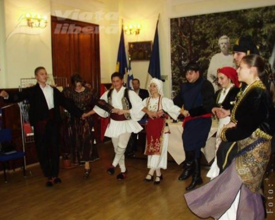 Istorie şi tradiţii greceşti