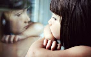 Sute de copii gălăţeni sunt în grija statului. Câteva zeci aşteaptă să fie adoptaţi