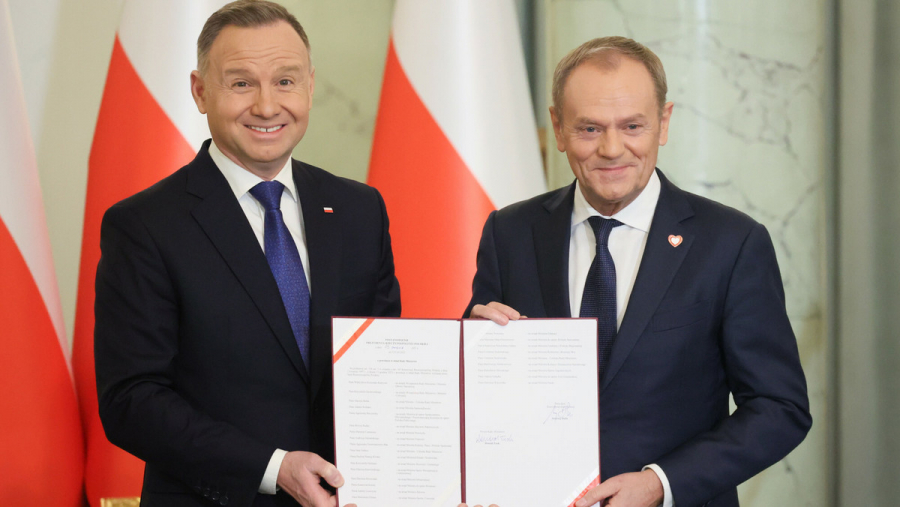 Guvernul Tusk a preluat oficial puterea în Polonia