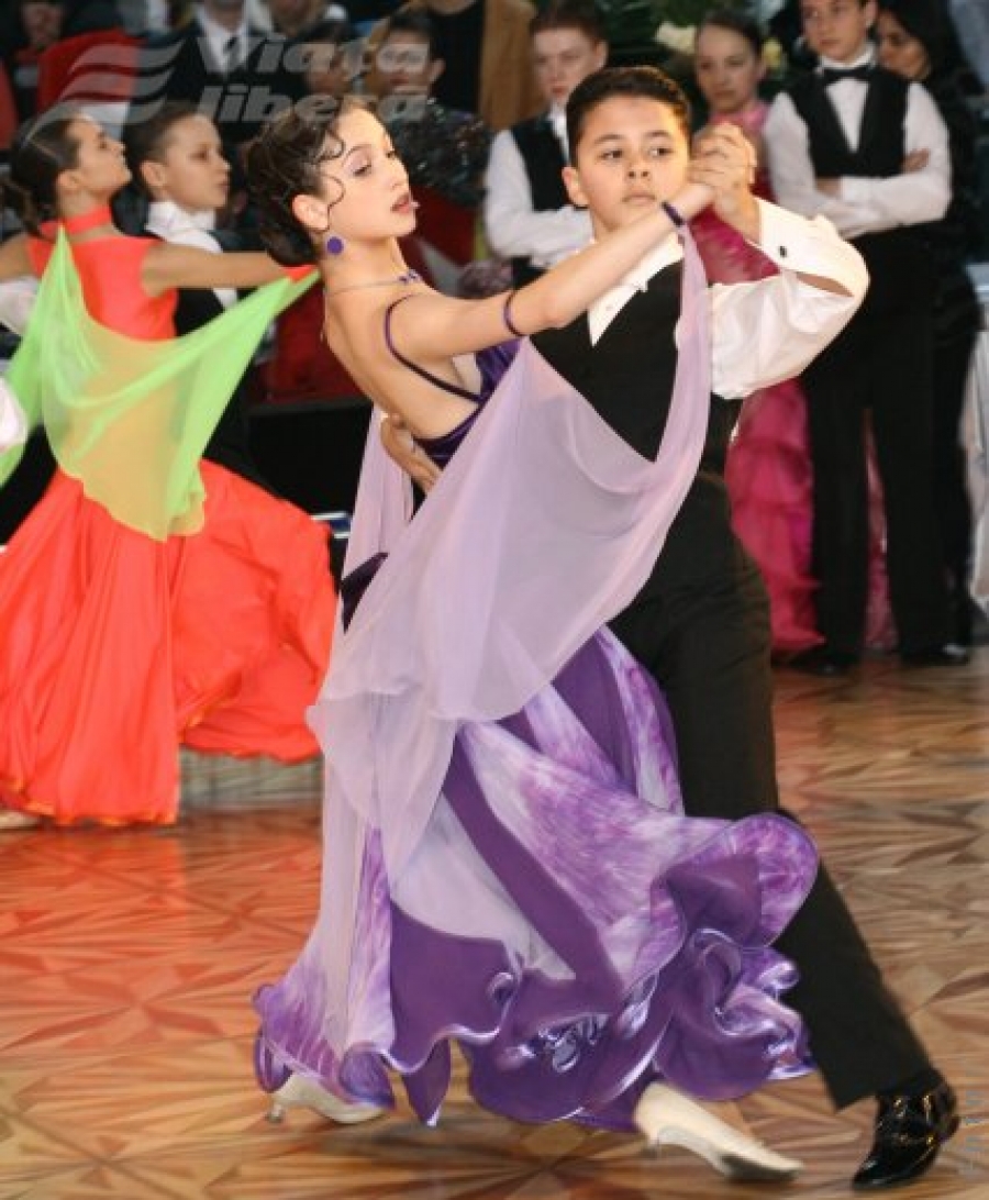 Clubul Fantezia organizează Campionatul Naţional de Dans Sportiv
