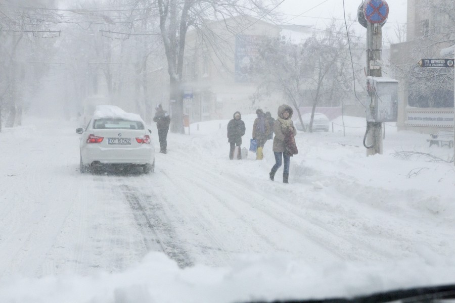 IADUL ALB de o zi/ "Filmul" VISCOLULUI care a BLOCAT GALAŢIUL (FOTO&VIDEO)