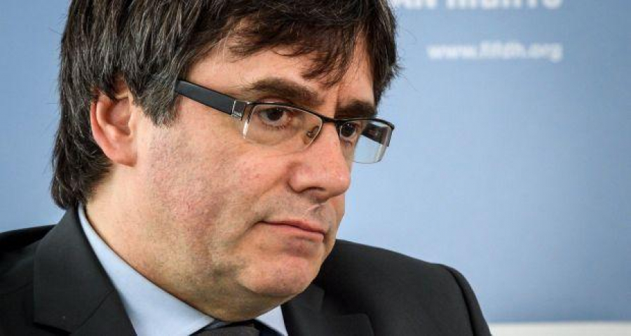 Puigdemont rămâne fără imunitate