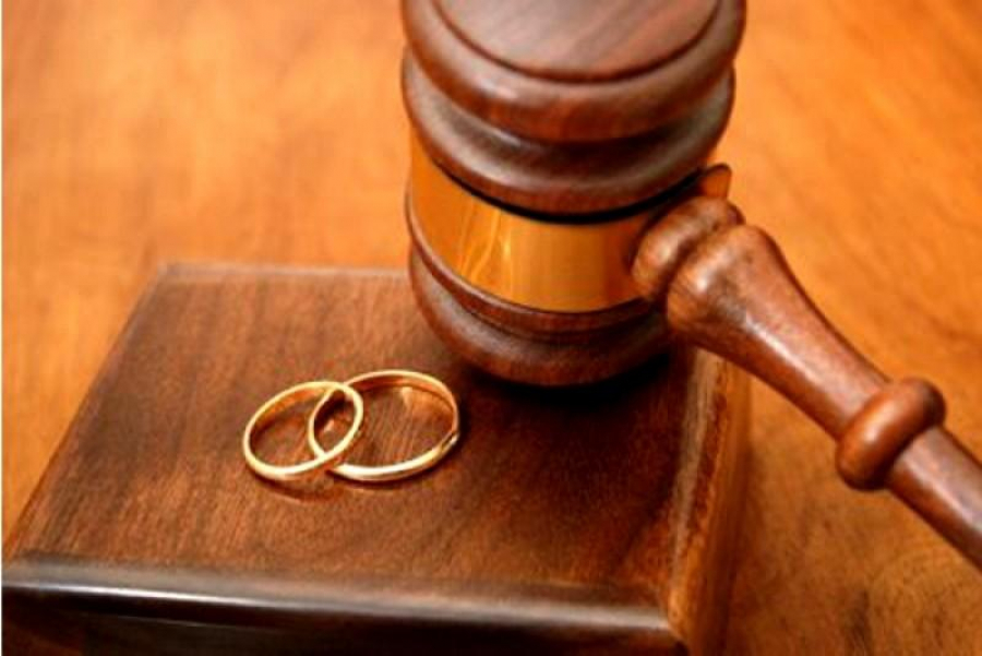 Numărul divorţurilor, în scădere
