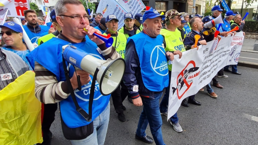 Confederațiile sindicale, protest în faţa Guvernului