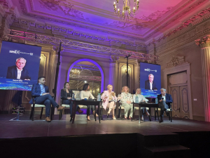 Dezbatere pentru salvarea economiei românești