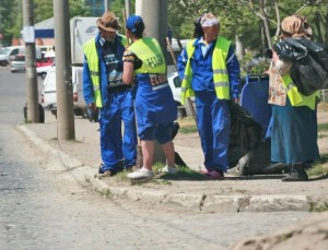 Primăria Galaţi pune la muncă persoane beneficiare de venit minim garantat