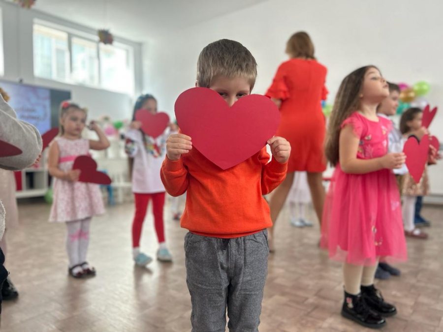 De 8 Martie, serbare pentru mamele ucrainene