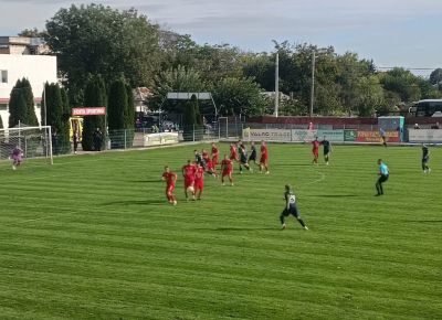 Trei neprezentări și o amânare în campionatul judeţean de fotbal