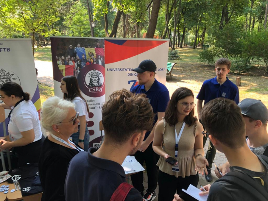 Universitatea „Dunărea de Jos", în Basarabia