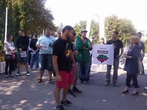 Protest fără ecou la Galaţi: Un &quot;Nu&quot; timid cianurilor de la Roşia Montană