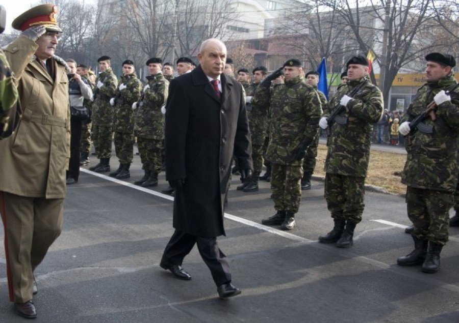 Scandal: de ce i s-a dat onorul preşedintelui CJ? 