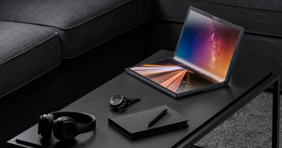 ASUS anunţă lansarea lui Zenbook 17 Fold OLED