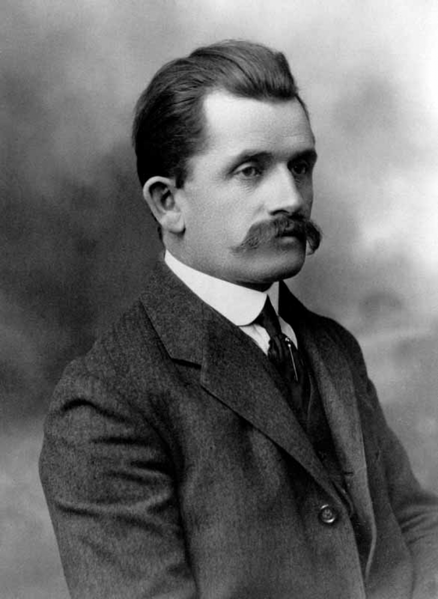 Remember. Ferdinand Porsche (1875-1951)