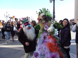 GALERIE FOTO / Măştile lui Buţa au încurcat circulaţia la Carnavalul de la Veneţia 