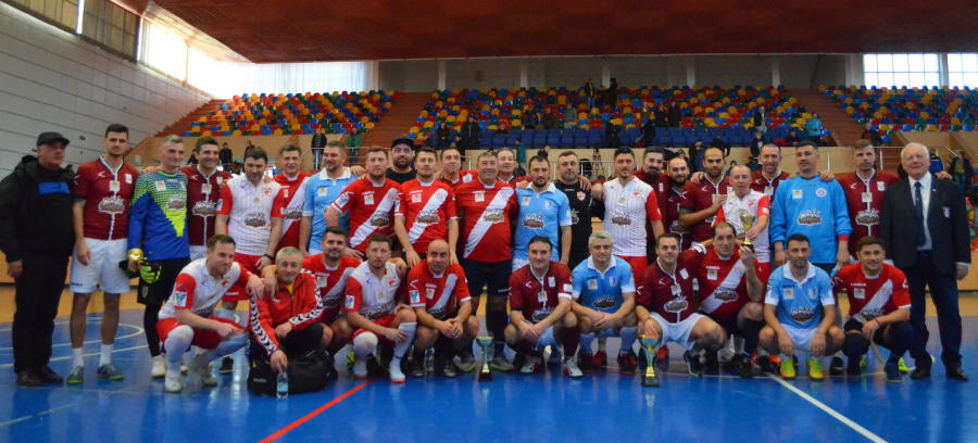 Gloriile fotbalului românesc s-au simțit bine la Galați