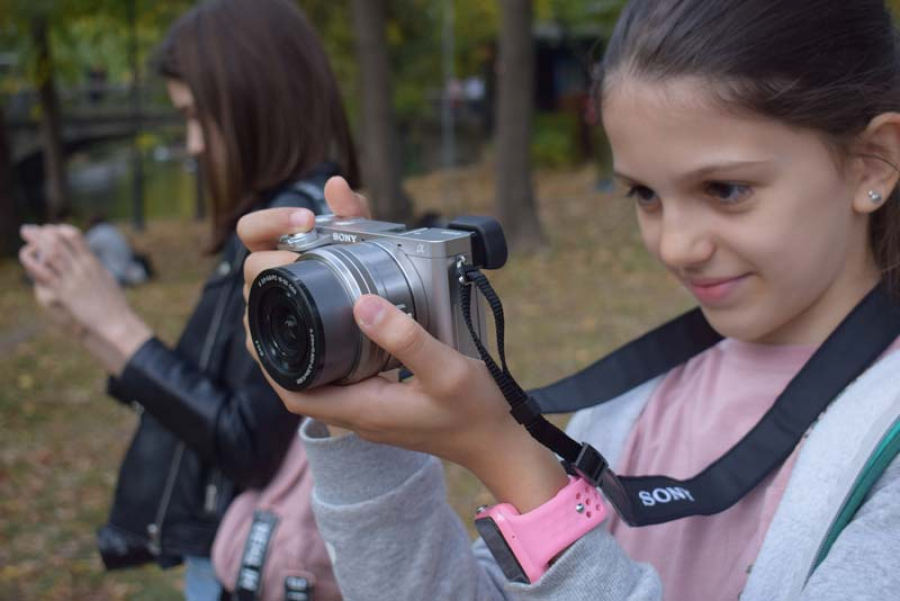 Şcoală de vară pentru elevii pasionaţi de fotografie