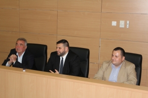 Ministrul Dan Stoenescu, în dialog cu studenţii basarabeni de la Universitatea &quot;Dunărea de Jos&quot;