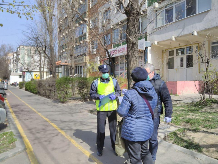 Încă trei gălățeni, duși cu forța în carantină