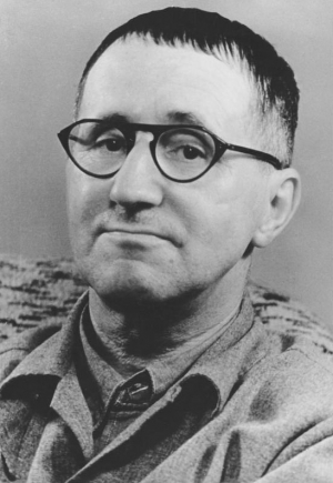 Oameni de seamă. Bertolt Brecht, dramaturg de referinţă al secolului al XX-lea