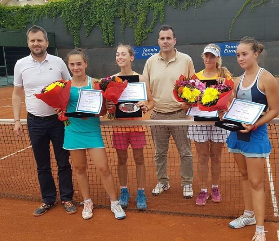 Români, campioni la turneul Tennis Europe