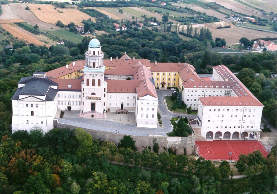 Patrimoniu cultural mondial UNESCO | Abaţia Sf. Martin din Pannonhalma