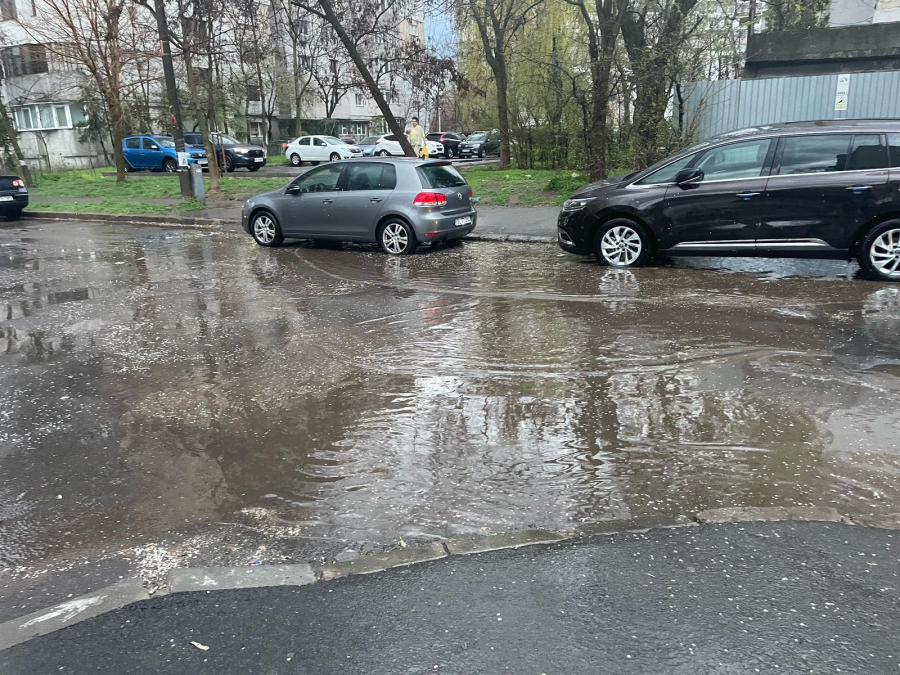 Poza zilei. După 10 minute de ploaie...