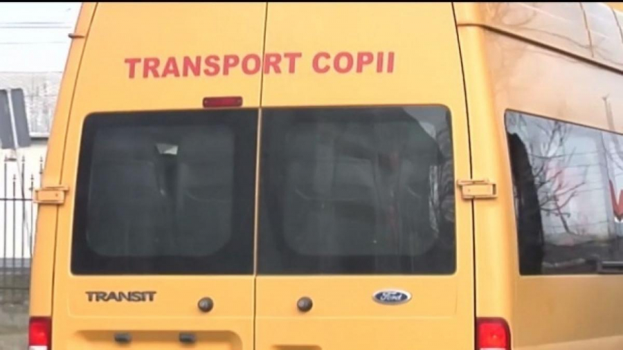 Șoferul microbuzului școlar din Vârlezi, acuzat de agresiune sexuală asupra unei eleve