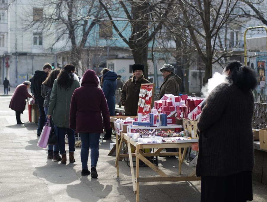 O nouă sărbătoare comercială | Mărţişorul, doar un alt prilej de a cumpăra la suprapreţ